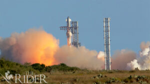 The SpaceX Starship rocket begins ascension from Starbase at Boca Chica Beach this afternoon. Venisha Colón/THE RIDER